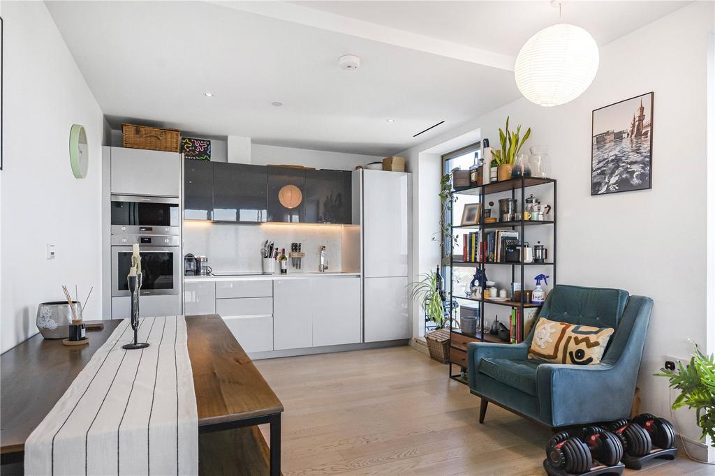 Reception/Kitchen
