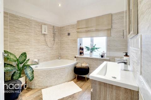 4 bedroom semi-detached house for sale, Madan Road, Westerham