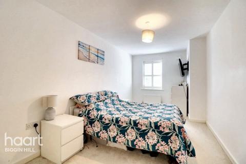 2 bedroom flat for sale, 13 Henderson Grove, Biggin Hill