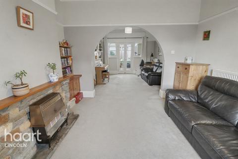 3 bedroom semi-detached house for sale, High Street, Reepham