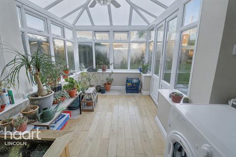 3 bedroom semi-detached house for sale, High Street, Reepham