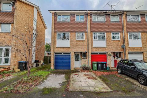3 bedroom townhouse for sale, Westview Rise, Hemel Hempstead, HP2
