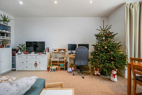 2 bedroom flat for sale, Culverden Park Road, Royal Tunbridge Wells, TN4