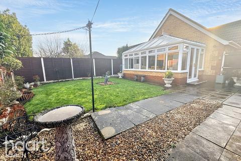 2 bedroom detached bungalow for sale, Cawood Close, March