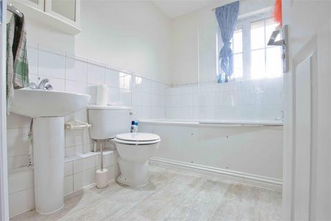 3 bedroom semi-detached house for sale, Dunster Court, Borehamwood