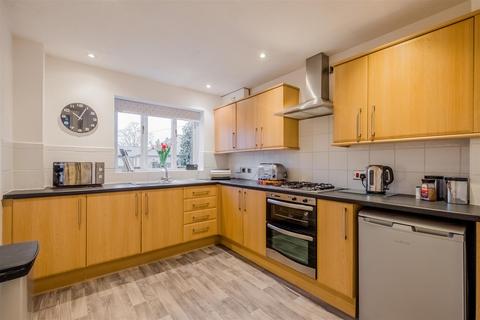 undefined, Hions Close, Brighouse