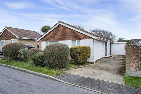 3 bedroom detached bungalow for sale, Badgers Field, Peacehaven