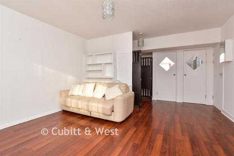 Studio for sale, Ravenscroft, Peacehaven BN10