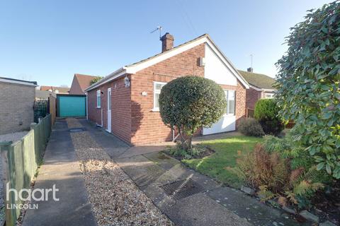 2 bedroom detached bungalow for sale, St Hughs Drive, North Hykeham