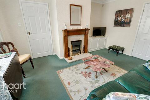 2 bedroom detached bungalow for sale, St Hughs Drive, North Hykeham