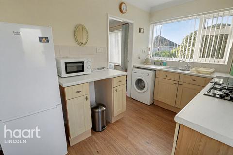 2 bedroom detached bungalow for sale, St Hughs Drive, North Hykeham
