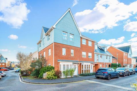 undefined, Burrage Road, Redhill RH1