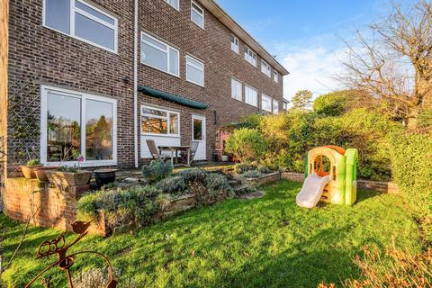 3 bedroom end of terrace house for sale, Durfold Drive, Reigate RH2
