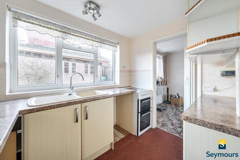 undefined, Gumbrells Close, Guildford GU3
