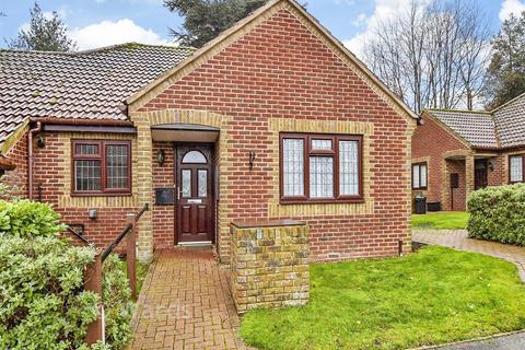2 bedroom semi-detached bungalow for sale, Matterdale Gardens, Barming, Maidstone, Kent
