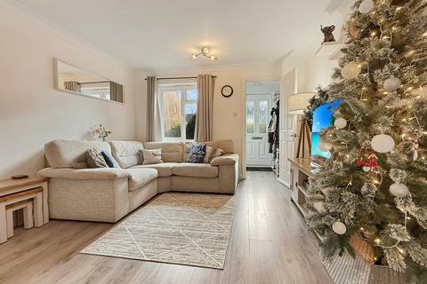 2 bedroom semi-detached house for sale, Farthing Close, Braintree, CM7