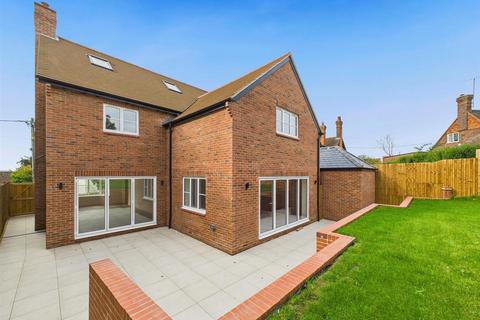 undefined, Lower Street, Aylesbury HP22