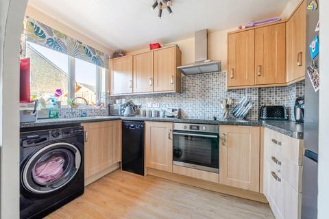 3 bedroom semi-detached house for sale, Bracken Close, Carterton, Oxfordshire