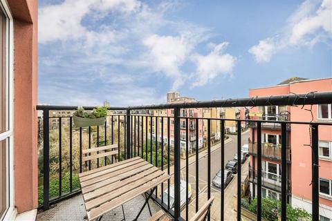 1 bedroom flat for sale, Candle Street, London E1