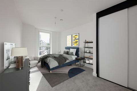 3 bedroom apartment for sale, Escapade Place, Blackwall, London, E14