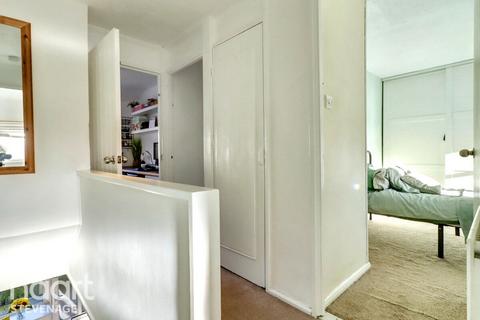 3 bedroom end of terrace house for sale, Harrowdene, Stevenage