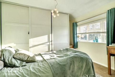 3 bedroom end of terrace house for sale, Harrowdene, Stevenage