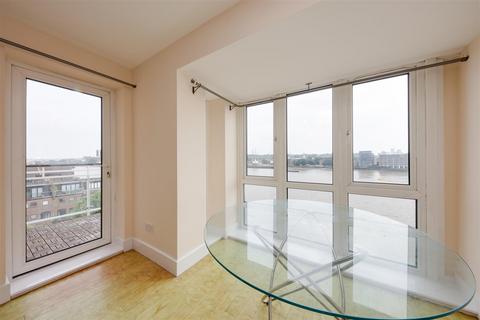 3 bedroom apartment for sale, St. Davids Square, Isle of dogs, E14