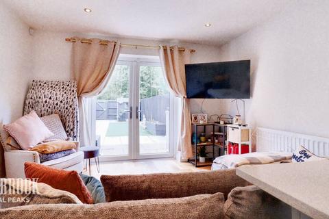 3 bedroom terraced house for sale, Staveley Road, poolsbrook