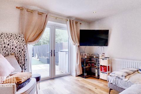Staveley Road, poolsbrook