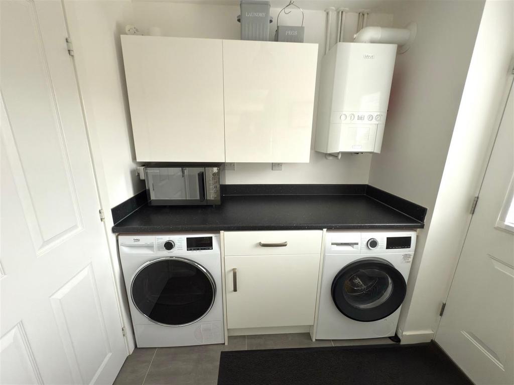 Utility Room.jpg
