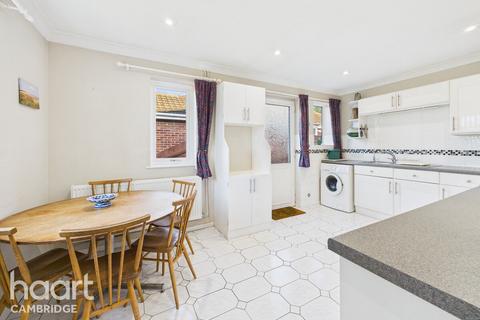 3 bedroom detached bungalow for sale, St Albans Road, Cambridge