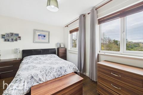 2 bedroom end of terrace house for sale, Engledow Drive, Cambridge