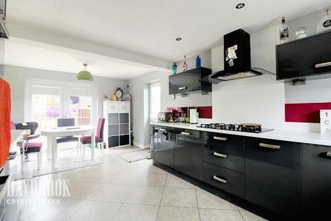 4 bedroom semi-detached house for sale, Sothall Green, Beighton