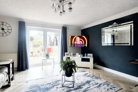 4 bedroom semi-detached house for sale, Sothall Green, Beighton
