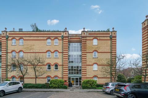 2 bedroom apartment to rent, Keble Place, Barnes, London, SW13