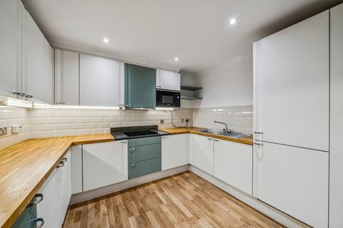 2 bedroom apartment to rent, Keble Place, Barnes, London, SW13