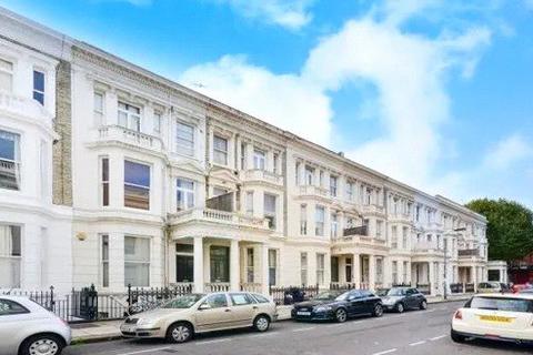 2 bedroom apartment to rent, Fairholme Road, London, W14