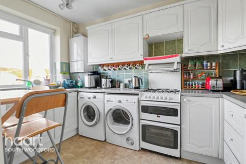 2 bedroom maisonette for sale, Hillyfields, Loughton