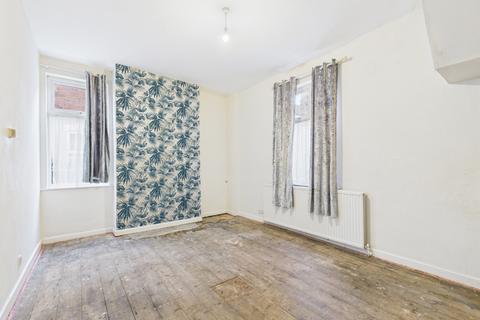 3 bedroom end of terrace house for sale, Abbey Street, Hull, East Riding of Yorkshire, HU9 1LA