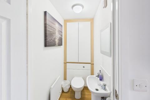 3 bedroom end of terrace house for sale, Acasta Way, Hull, HU9 5SE