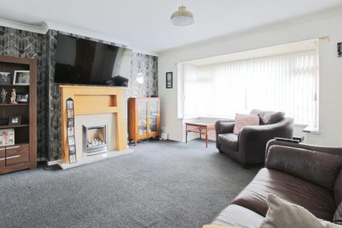 4 bedroom end of terrace house for sale, Sutton House Road, Hull,HU8 0NJ
