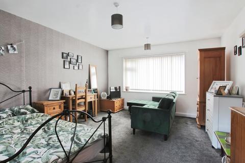 4 bedroom end of terrace house for sale, Sutton House Road, Hull,HU8 0NJ