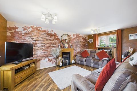 4 bedroom detached house for sale, Selset Way, Kingswood, Hull, , HU7 3DE