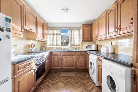 2 bedroom semi-detached bungalow for sale, 3 Jasper Road, Lower Wick, Worcester.  WR2 4DN