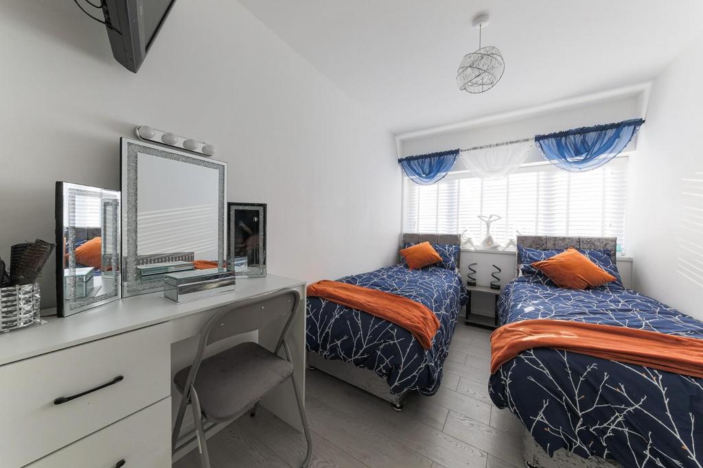 Downstairs Bedroom.jpg
