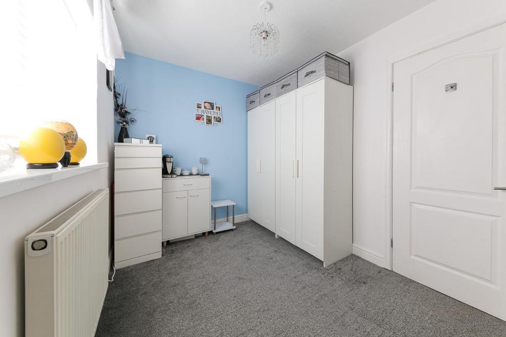 Bedroom 3.jpg