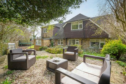 4 bedroom detached house for sale, Cherry Drive, Forty Green, Beaconsfield, Buckinghamshire, HP9 1XP
