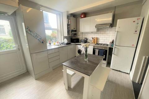 4 bedroom house to rent, Picton Street, Brighton, East Sussex