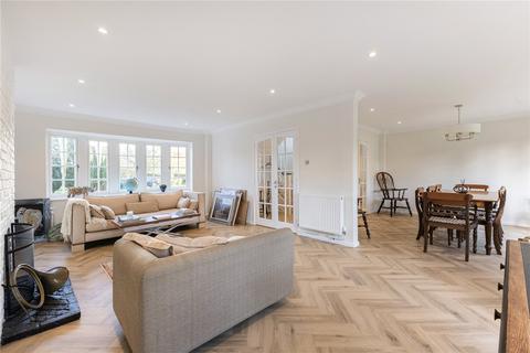 5 bedroom detached house for sale, Roses Close, Cublington, Leighton Buzzard, Buckinghamshire, LU7