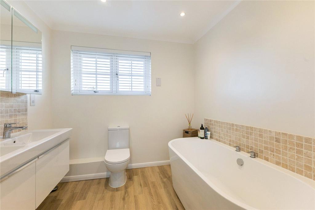Ensuite